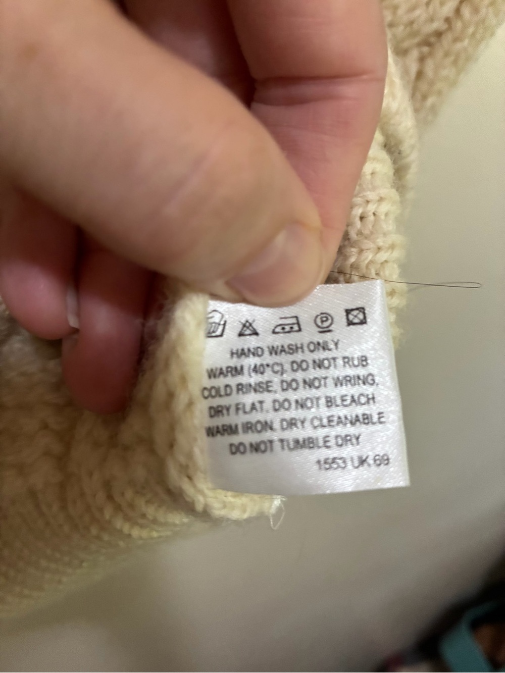 West Highland Woollens Cream Cable Knit Button-Front Sweater Cardigan large - Picture 7 of 8